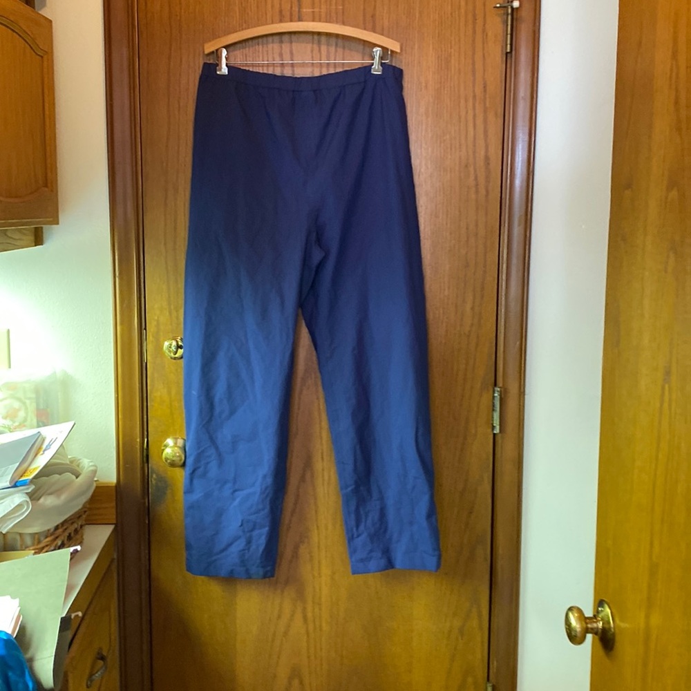 Men’s medium Eddie Bauer rain pants